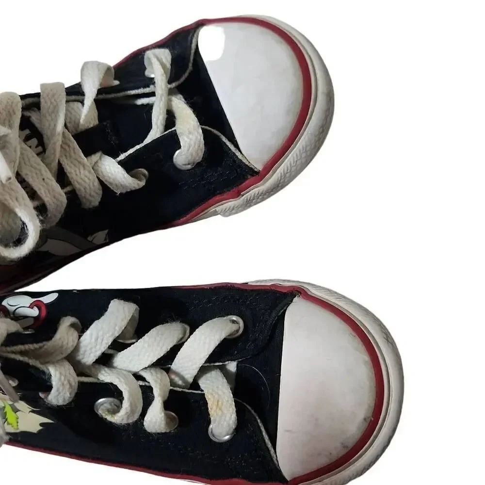 Converse Chuck Taylor All Star Toddler Size 8 Black Bugs Bunny Hi-Top Sneakers